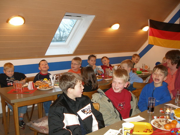 weihnachtsfeier_jugend_2006_(35).jpg