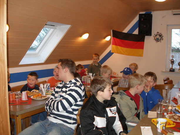 weihnachtsfeier_jugend_2006_(37).jpg